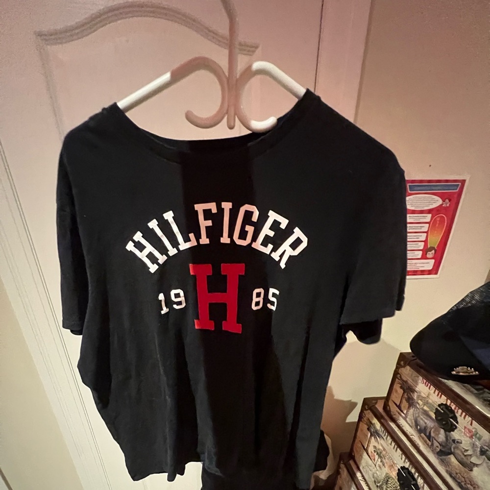 tommy hilfiger t-shirt